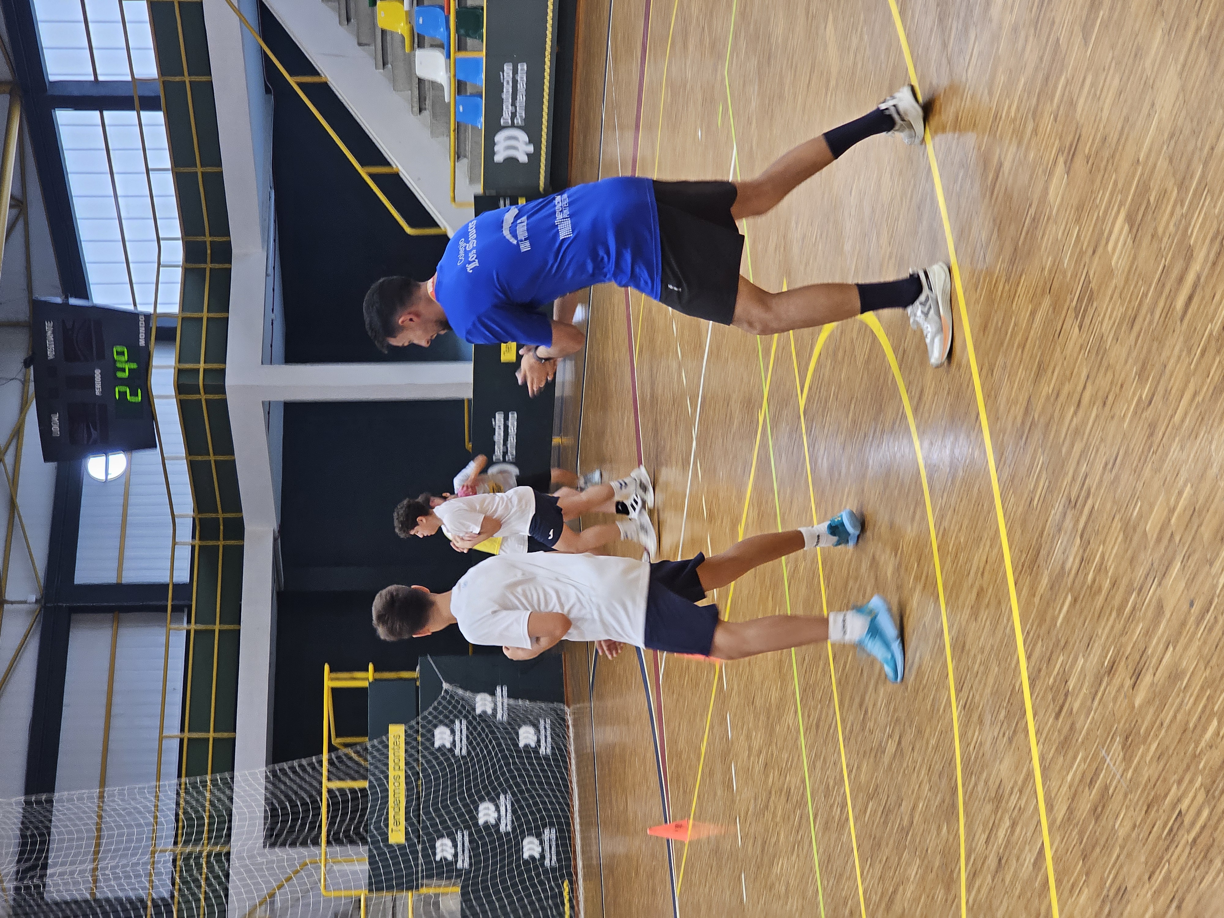 Entrenamiento de Centrales en Campus Vila